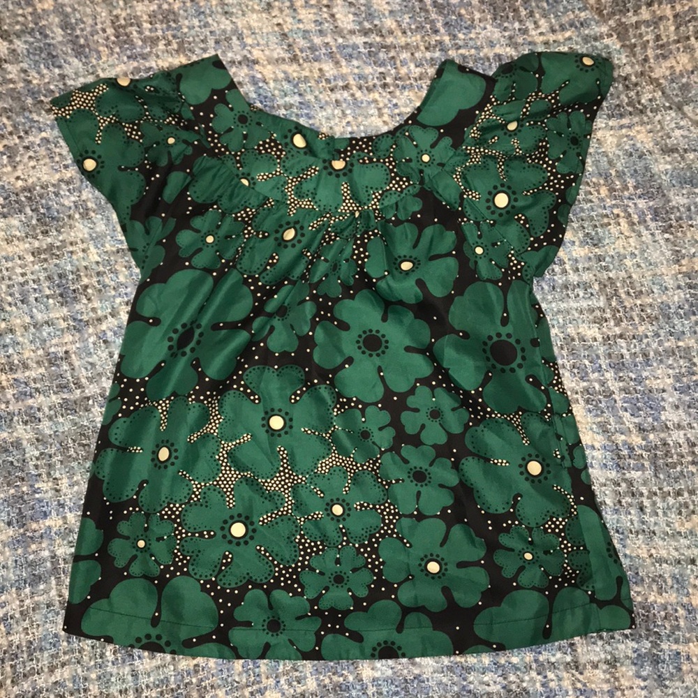 Forever 21 Black white green printed top medium